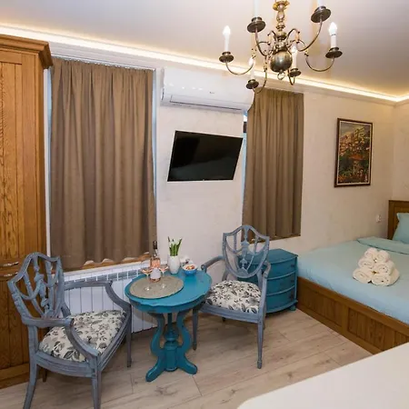 Guest & Peychin / & студио пейчин Appartamento *